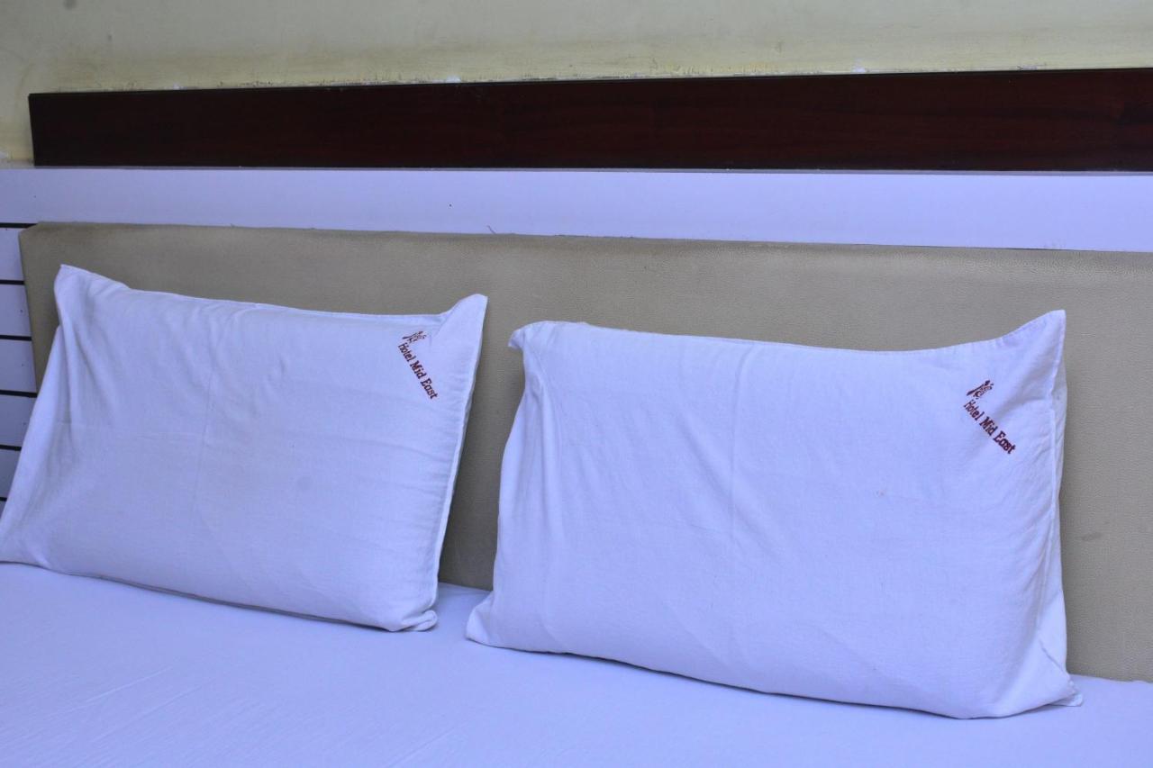 Hotel Mid East Haridaspur Екстер'єр фото